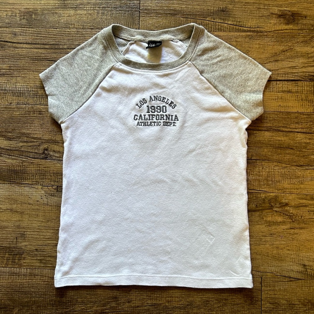 Cute little Tee🖤💕